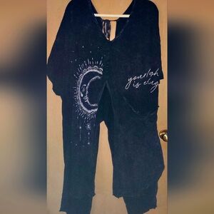 Kantha Bae Free Size Dreamliner Split Tee with Moon Design